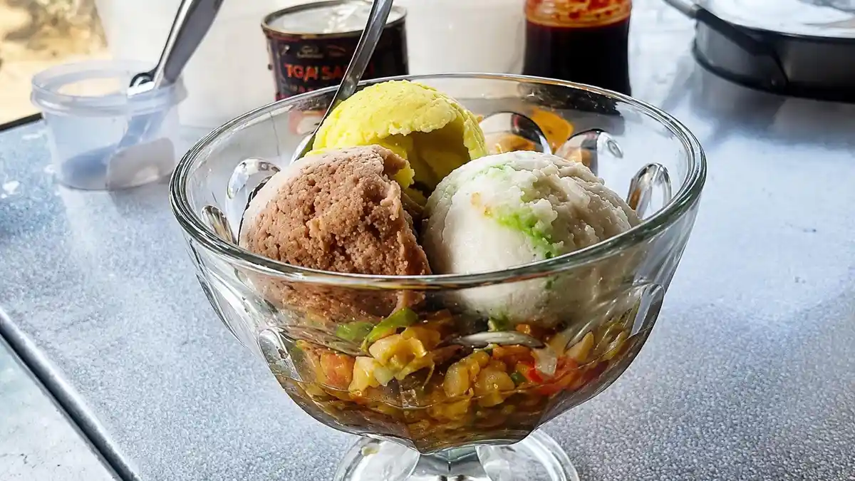 Es Krim Rujak Unik Hadir di Rawamangun, Jakarta Timur